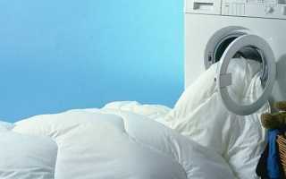 Как дома выстирать большое одеяло в стиральной машинке правильно?