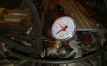 Какое давление создает бензонасос карбюраторного двигателя