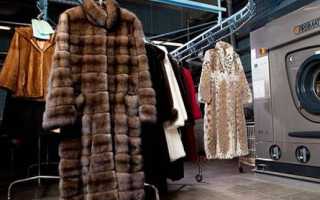 Как постирать искусственную шубу в стиральной машинке и руками правильно и эффективно