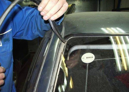 Алгоритм замены лобового стекла ВАЗ 2110