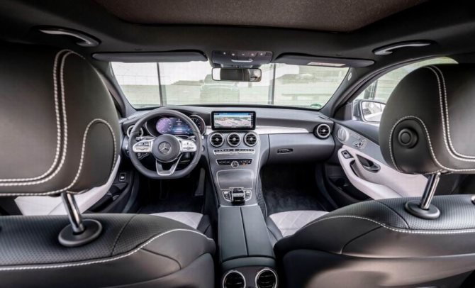 Салон Мерседес С-класса W205
