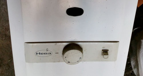 Газовая колонка Нева 3208