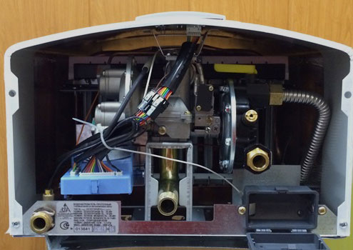 Нева Люкс 6014 (вид снизу)