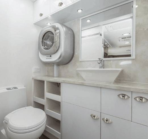 Настенная СМА в ванной