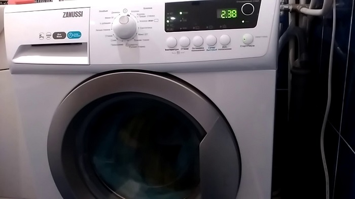 Стиральная машина Zanussi