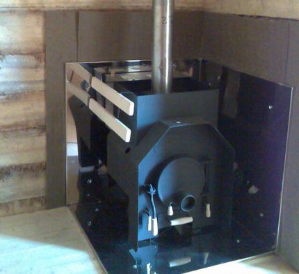Печ с установленной в топливник газовой горелкой Печь на газе