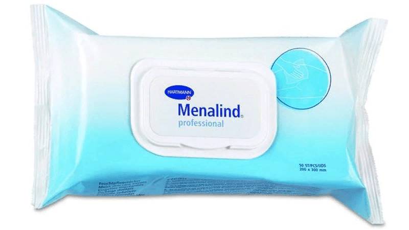 Любые влажные салфетки подходят для удаления пыли