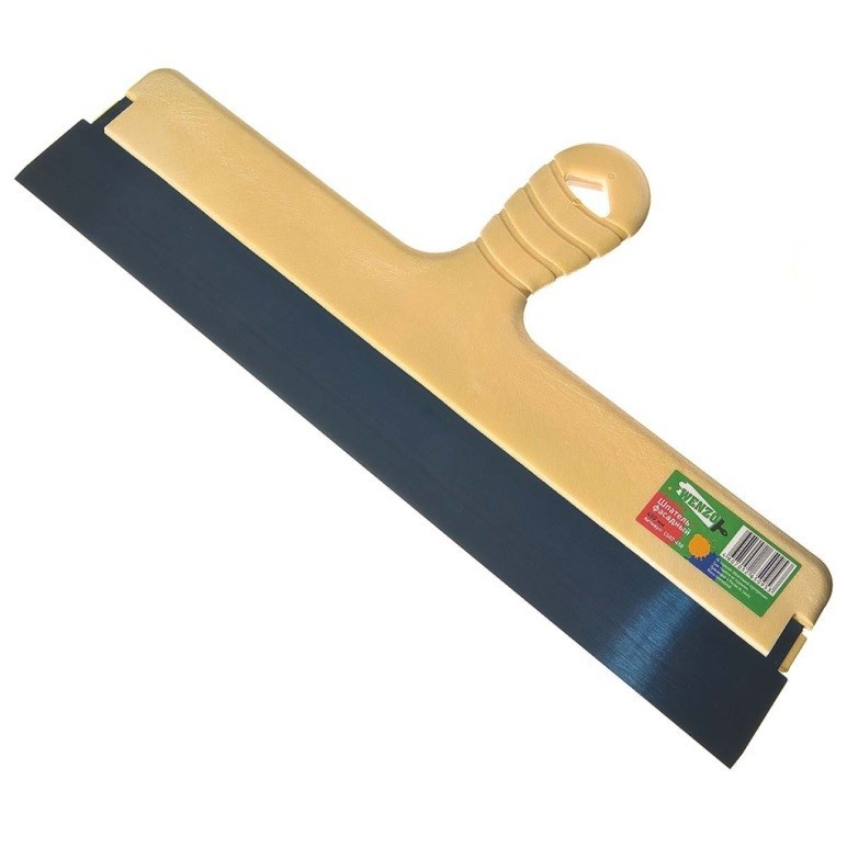 Для нанесения обоев нужен шпатель