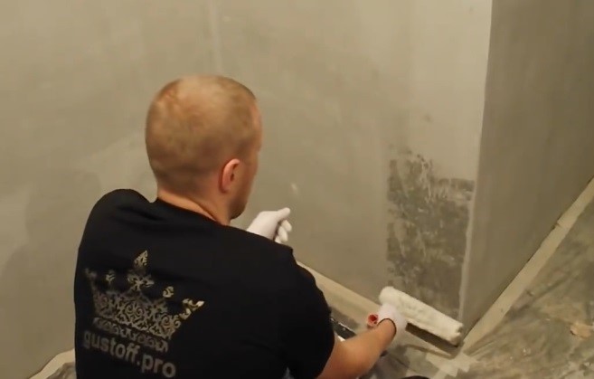 Грунтование стен