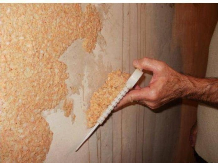 Наносить покрытие легко, если стена ровная и гладкая