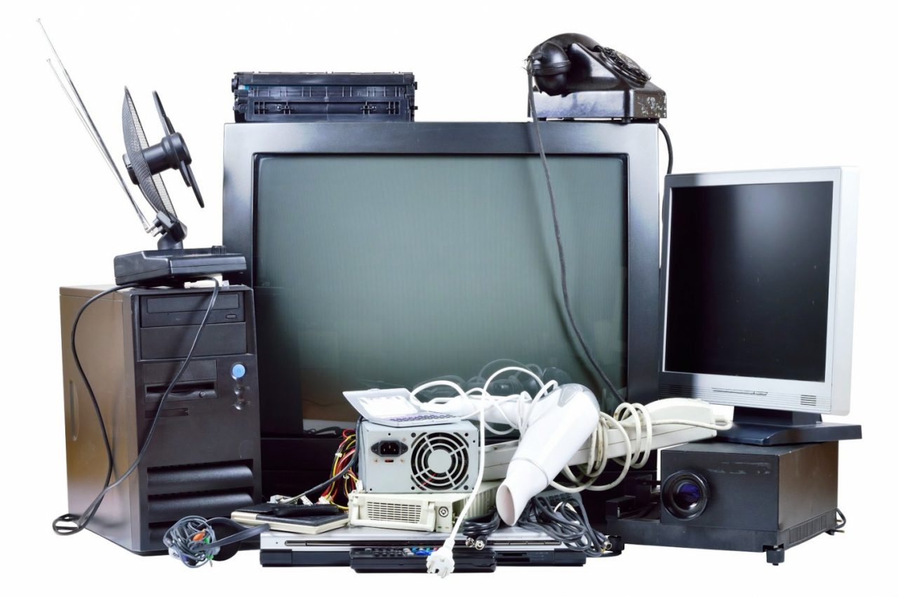 Больше всего электричества потребляет старевшая техника