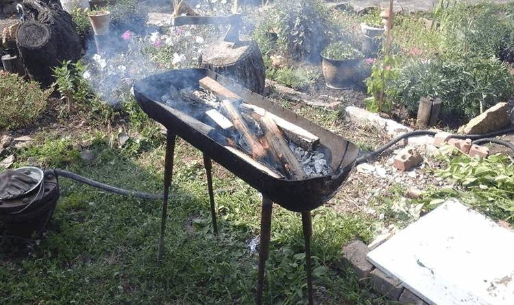 Мангал для барбекю
