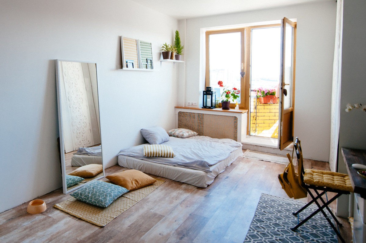 Студия с балконом