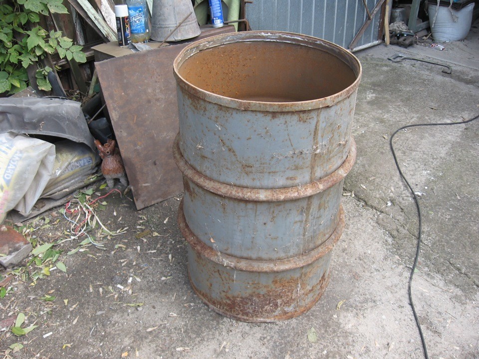 Верхняя часть бочки отрезана