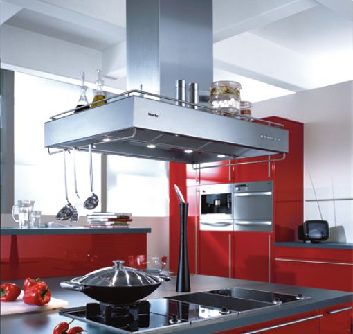 Красивая и удобная кухня приносит радость своим хозяевам.