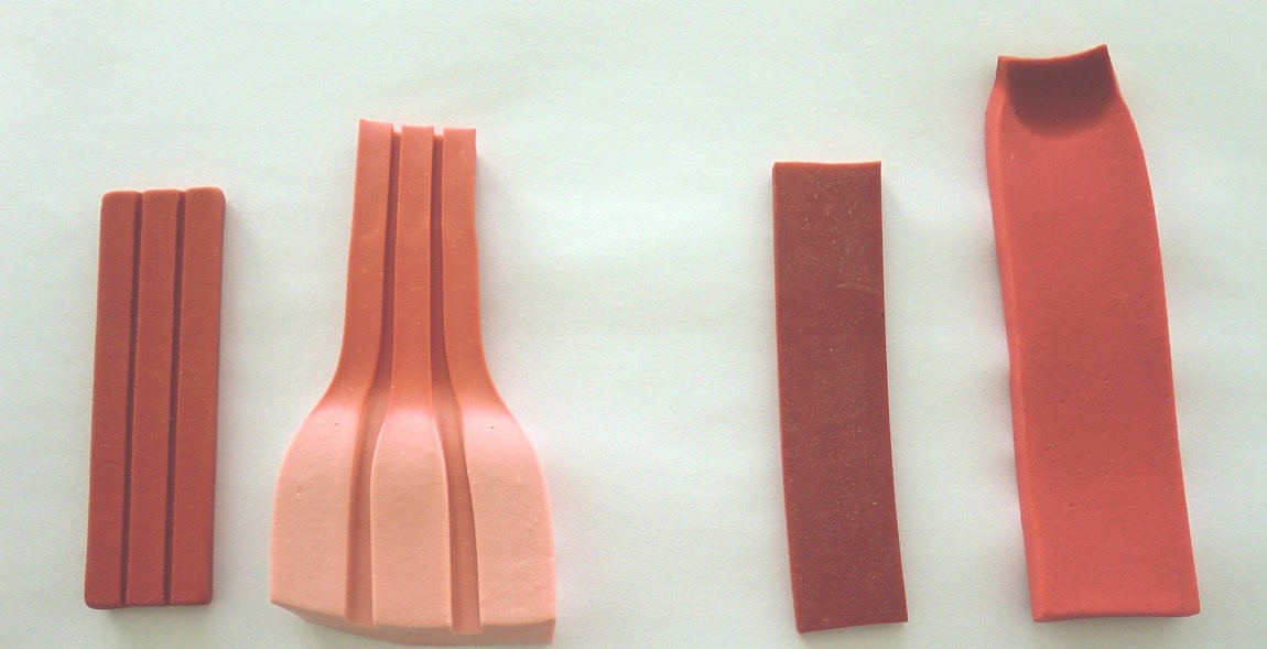 Самоуплотняющаяся лент на клейкой основе обеспечит наибольшую защиту от влаги