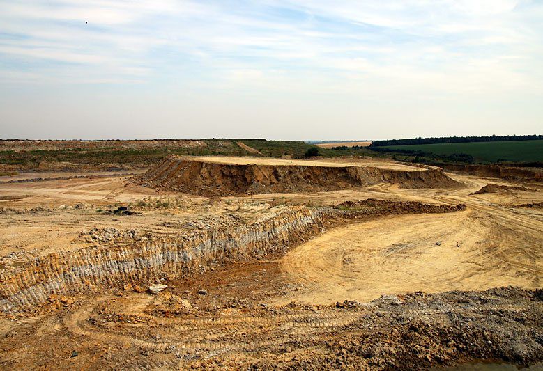Лучшая глина - в промышленных карьерах